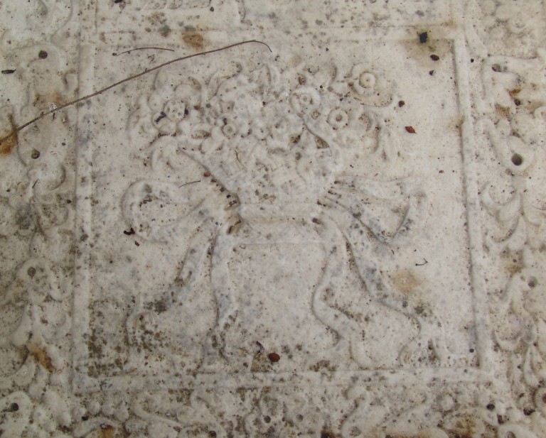 sarcofago - Avraham Hamayin