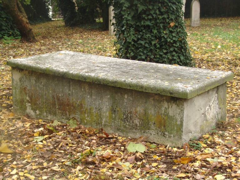 sarcofago - Michele Levi