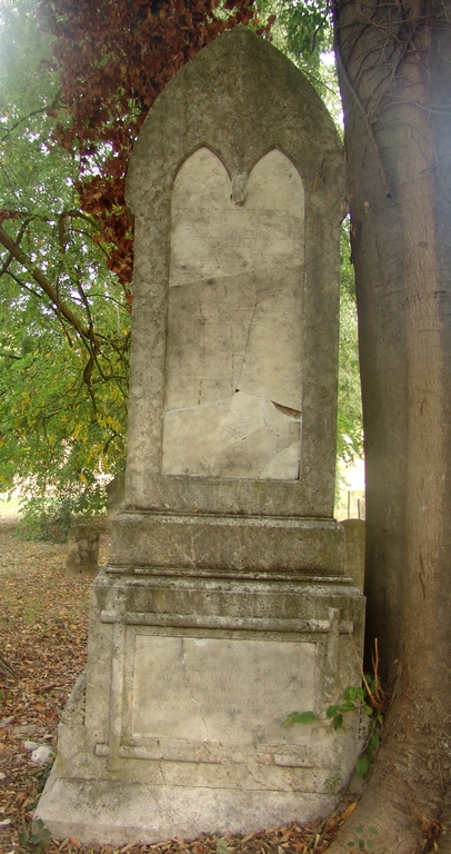 monumento - Leone Coen Pirani e Emilia Pirani Cavalieri