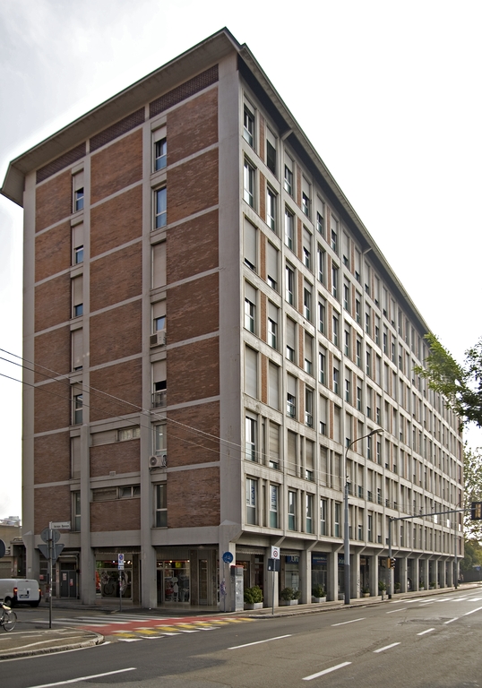 Condominio in viale Masini (Bologna)