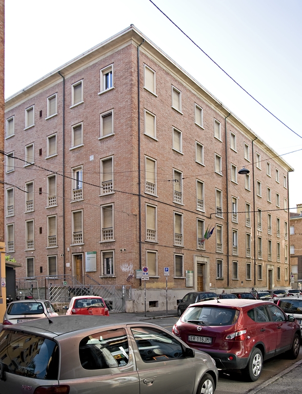 Edificio dell'INPS (Bologna) 