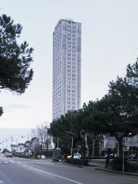 Grattacielo Marinella II (Cesenatico)