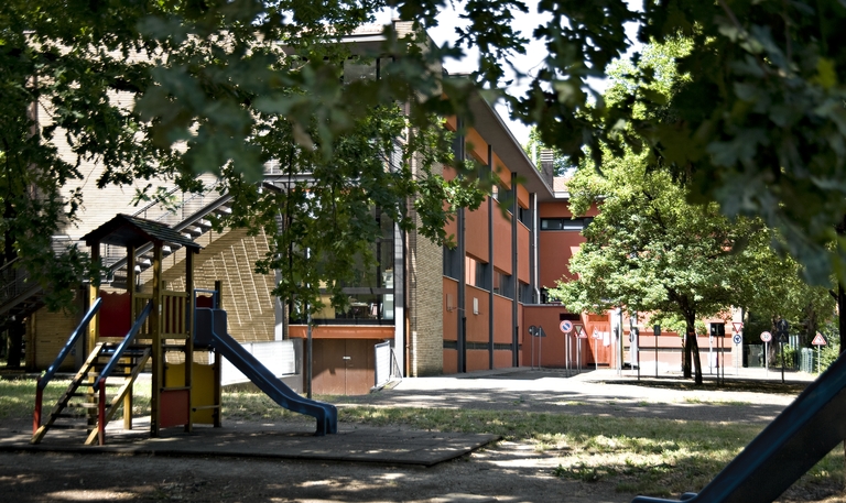 Scuola elementare in via Bonacini (Modena) 