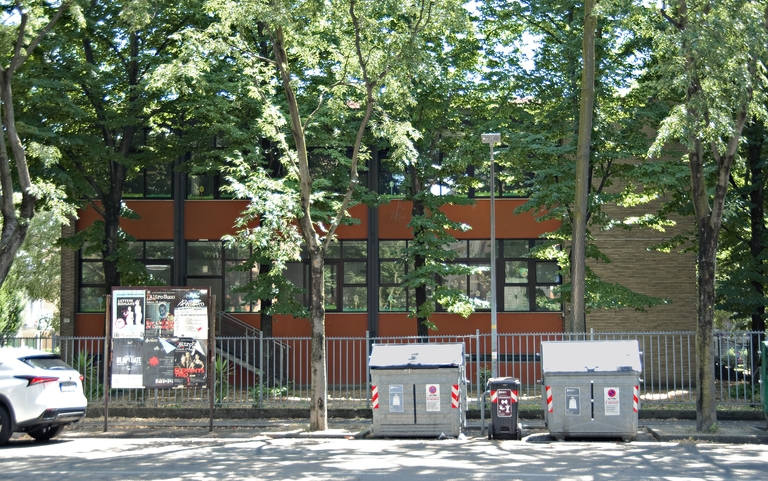 Scuola elementare in via Bonacini (Modena) 