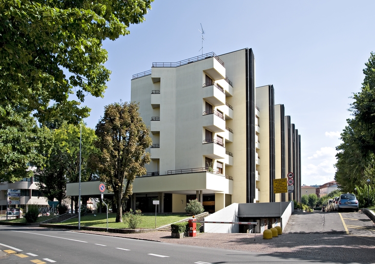 Complesso residenziale e commerciale "Somada" (Sassuolo)