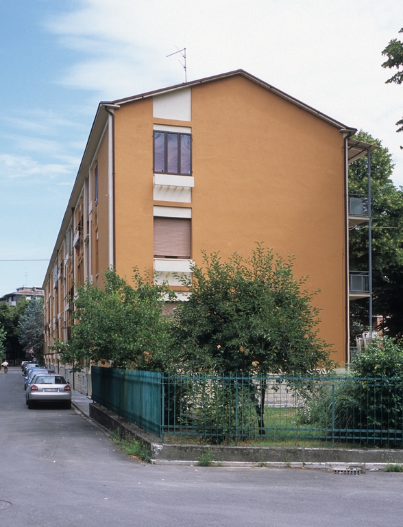 Case d'abitazione economico-popolare INA-Casa (Piacenza)