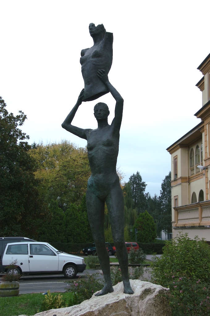 "Autoforia" (scultura), Lucca Matteo (2004)