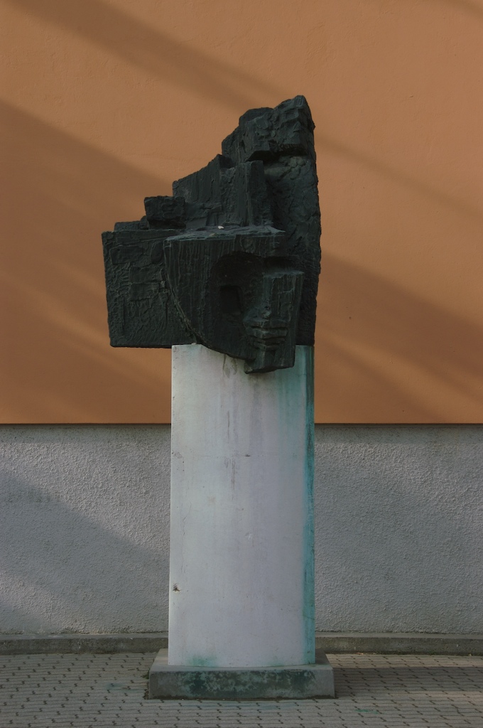 "Dante" (scultura), Marzot Beppe (1967)