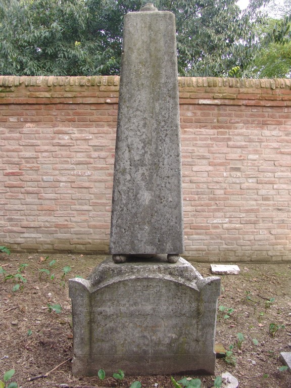 monumento - Sinigallia Sullam Rosina e Sinigallia Leone