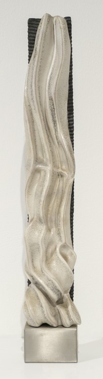 thumbs//faenza/Museo_Zauli/collezione_PasiniA/Stele,%20gräs,%20cm.%2059x9x7_risultato-med.jpg
